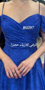 ⁦R0297 فستان نيلي لامع⁩ - الصورة ⁦2⁩